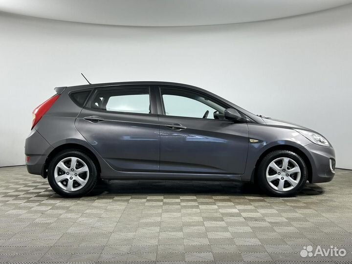 Hyundai Solaris 1.4 AT, 2014, 174 000 км