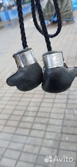 Перчатки в машину