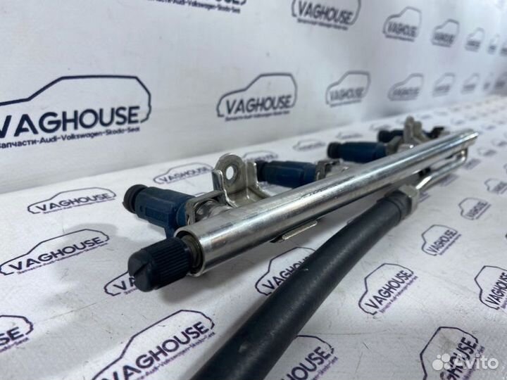 Рампа топливная Audi A4 B6 8E 1.8T AMB 2004