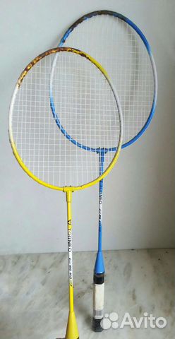 2 ракетки для бадминтона и 1 воланчик