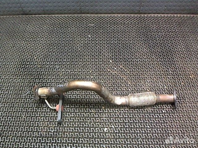 Глушитель Volkswagen Polo, 2011