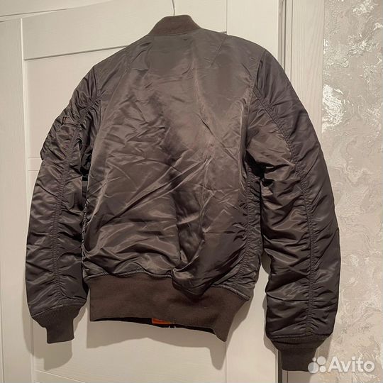 Бомбер alpha industries ma 1