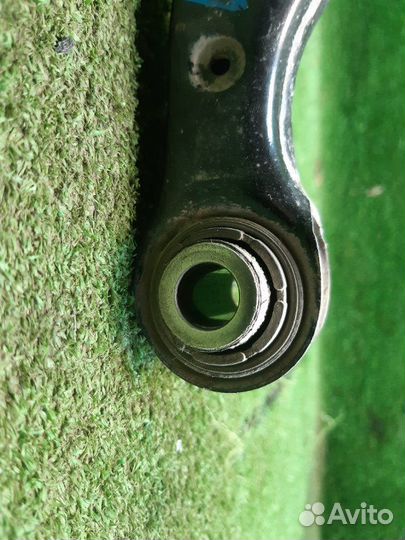 Рычаг задний верхний правый Audi Q3 8UB cczc 2013