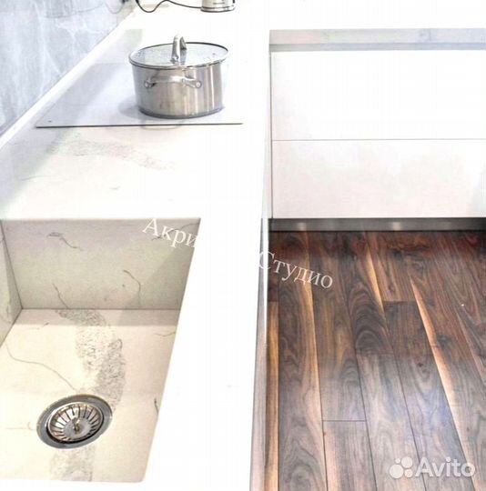 Столешница из искусственного камня