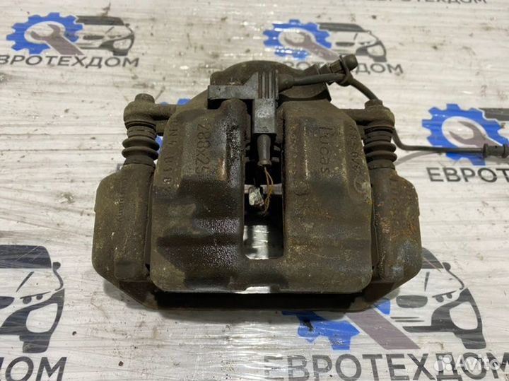 Суппорт передний правый Mercedes Slk-Class R170