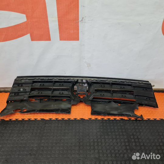 Решетка радиатора Volkswagen Tiguan 2 2017