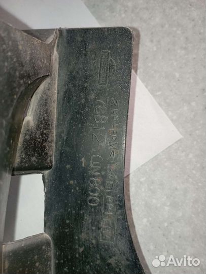 Брызговик задний Nissan Pulsar FN15