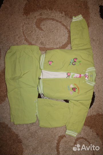 Продаётся новый костюм весна, осень для девочки