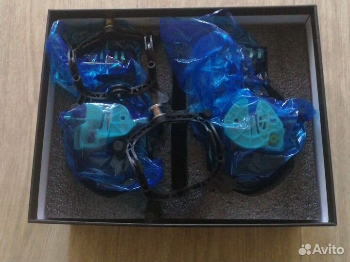 Линзы для фар иномарок сксенон