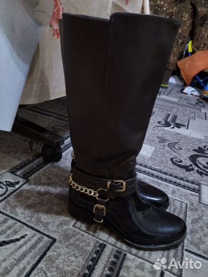 Резиновые сапоги