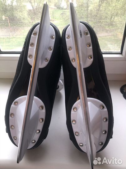 Коньки хоккейные 43 размер