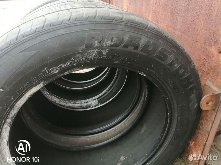 Roadstone Classe Premiere CP672 225/60 R18