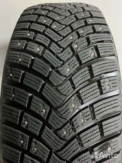 Continental IceContact 3 235/60 R18 107T