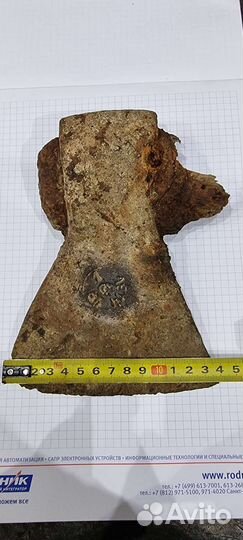 Топор старинный