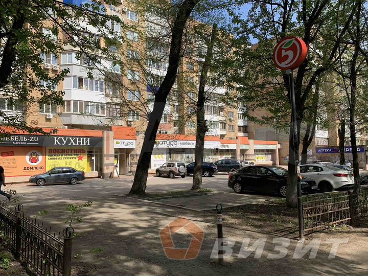 Торговая площадь, 220 м² на 1 линии