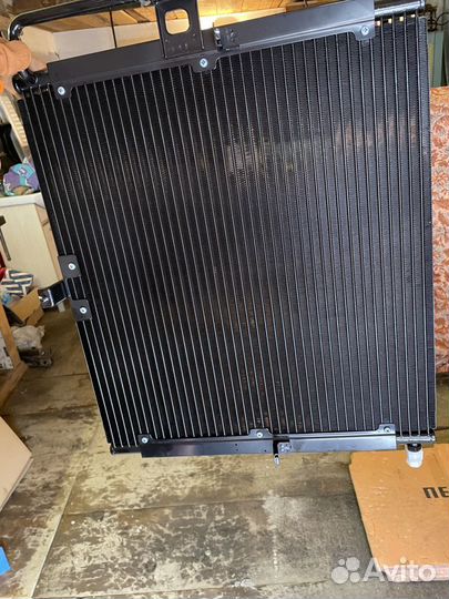 Радиатор кондиционера Гелендваген g463 оригинал