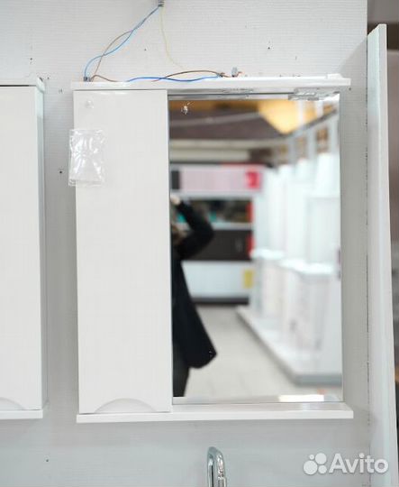 Зеркало-шкаф Венеция Даниэль 60, левый