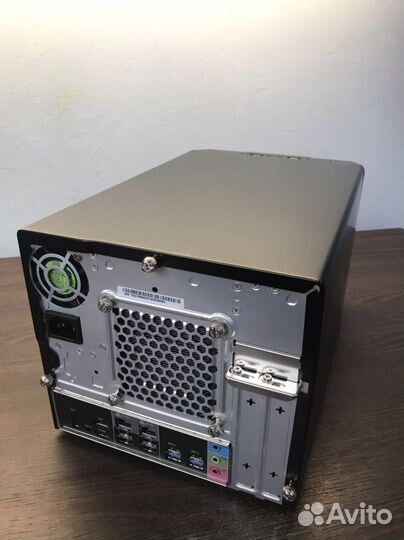 Игровой компактный комп Shuttle i7