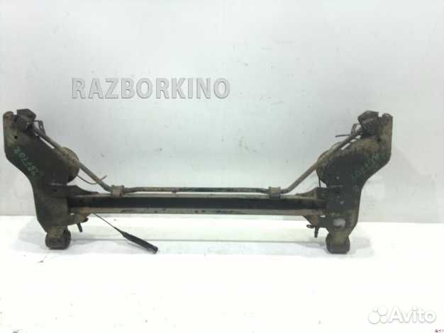 Балка задняя (подрамник)