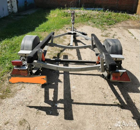 Прицеп лодочный одноосный нв38аа