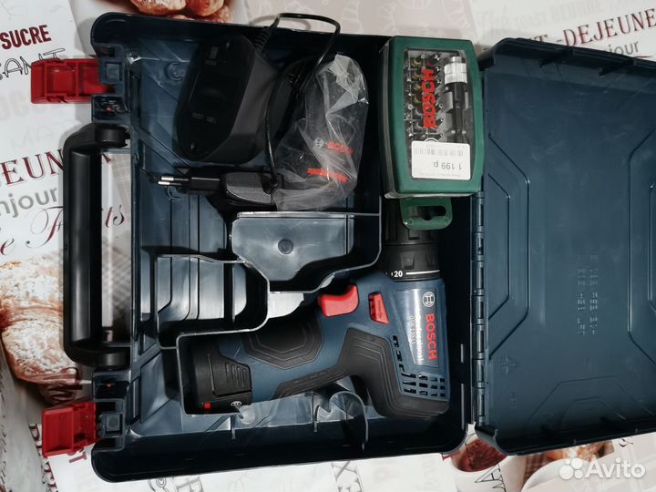 Шуруповерт bosch 12v