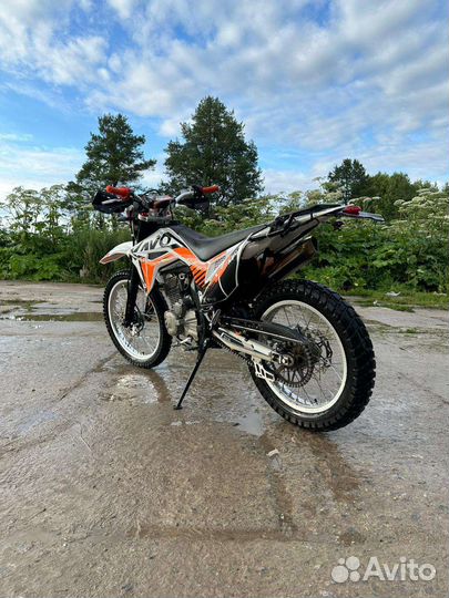 Kayo T-2 enduro