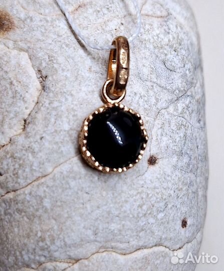 Золотая подвеска