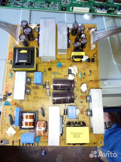 Блоки от ЖК телевизоров