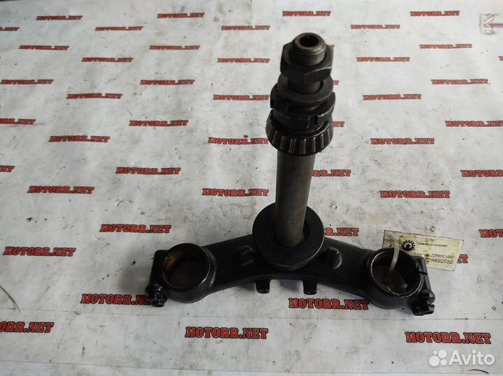 Траверса нижняя для мотоцикла Kawasaki ZX400 ZX500