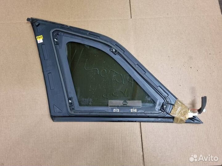 Стекло кузовное глухое правое Opel Antara 2007