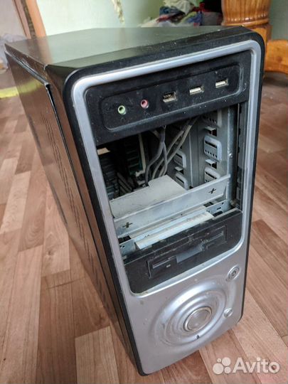 Компьютерное железо бесплатно, самовывоз