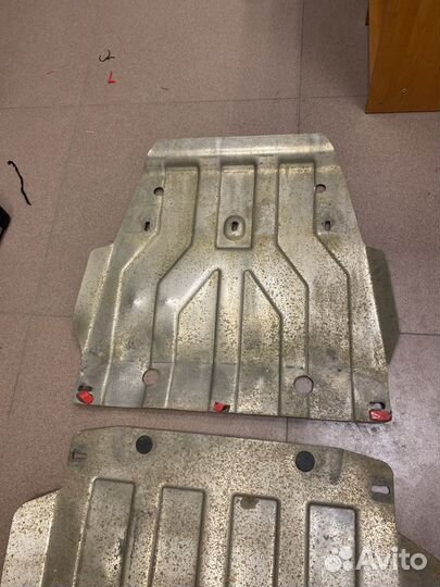 Защита двигателя TLC 200 LX570