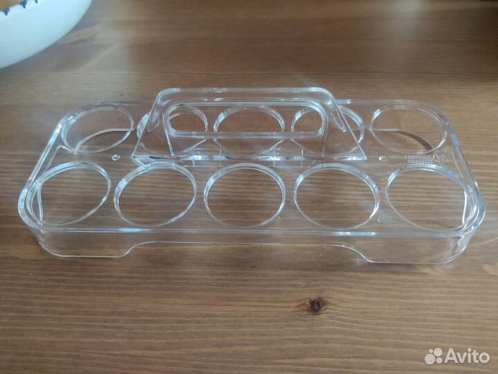 Контейнер для хранения яиц в холодильнике