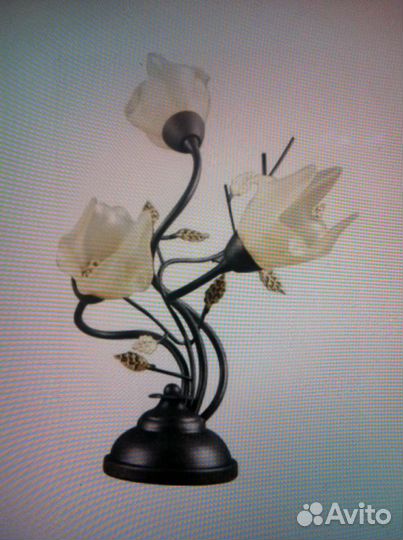 Люстра с настольными лампами