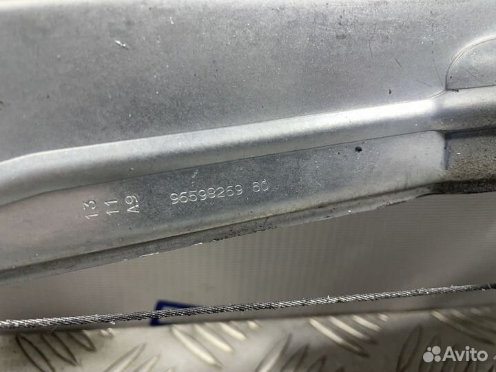 Стеклоподъемник Peugeot 308 (T7) I (2007–2011)