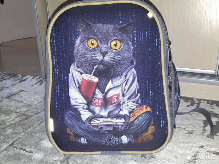 Рюкзак школьный для мальчика 1-4 класс