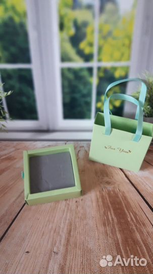 Подарочные коробки