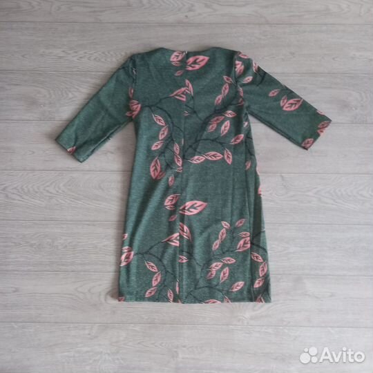 Платье женское 44 размер