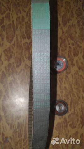 Volvo Ремкомплект ремня грм с роликами 31359568