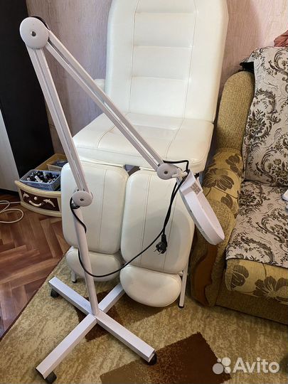 Лампа лупа напольная