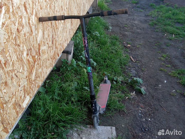 Трюковой самокат