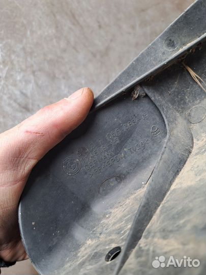 Кронштейн крепления заднего бампера BMW E60