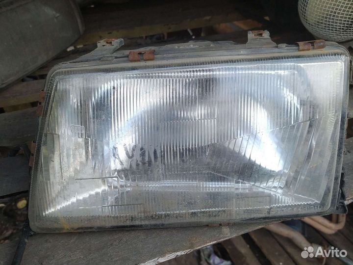 Фара левая ауди 100 44 кузов