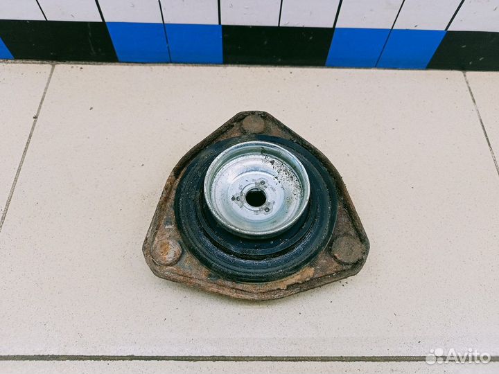 Опора переднего амортизатора RAV 4 2013