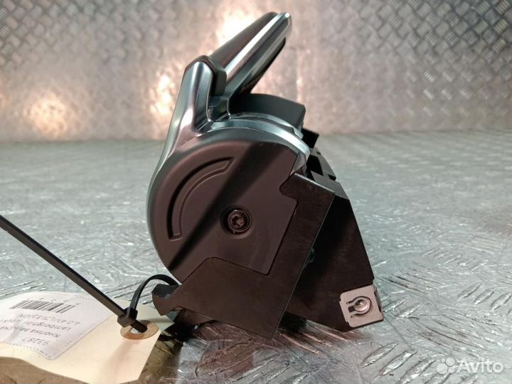 Кнопка запуска двигателя Lamborghini Urus I (2017–