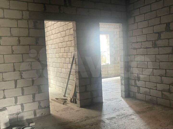 2-к. квартира, 80 м², 3/3 эт.