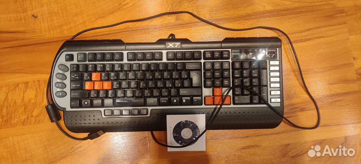 Игровая с макросами клавиатура A4Tech X7-G800
