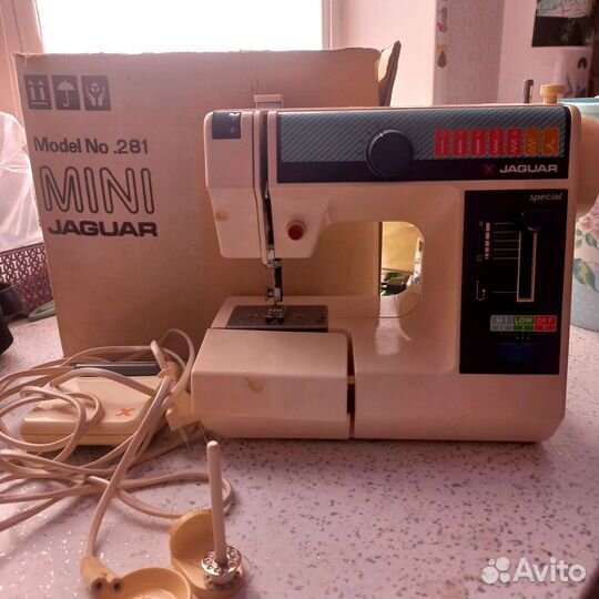 Швейная машина Jaguar