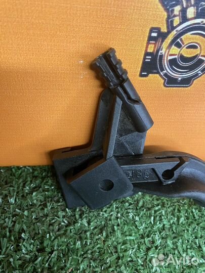 Ручка открывания капота Opel Astra H