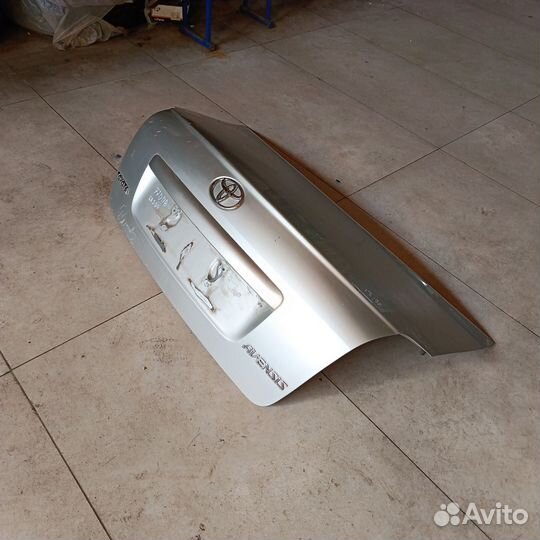 Крышка багажника toyota avensis T25 2003-2008 седа